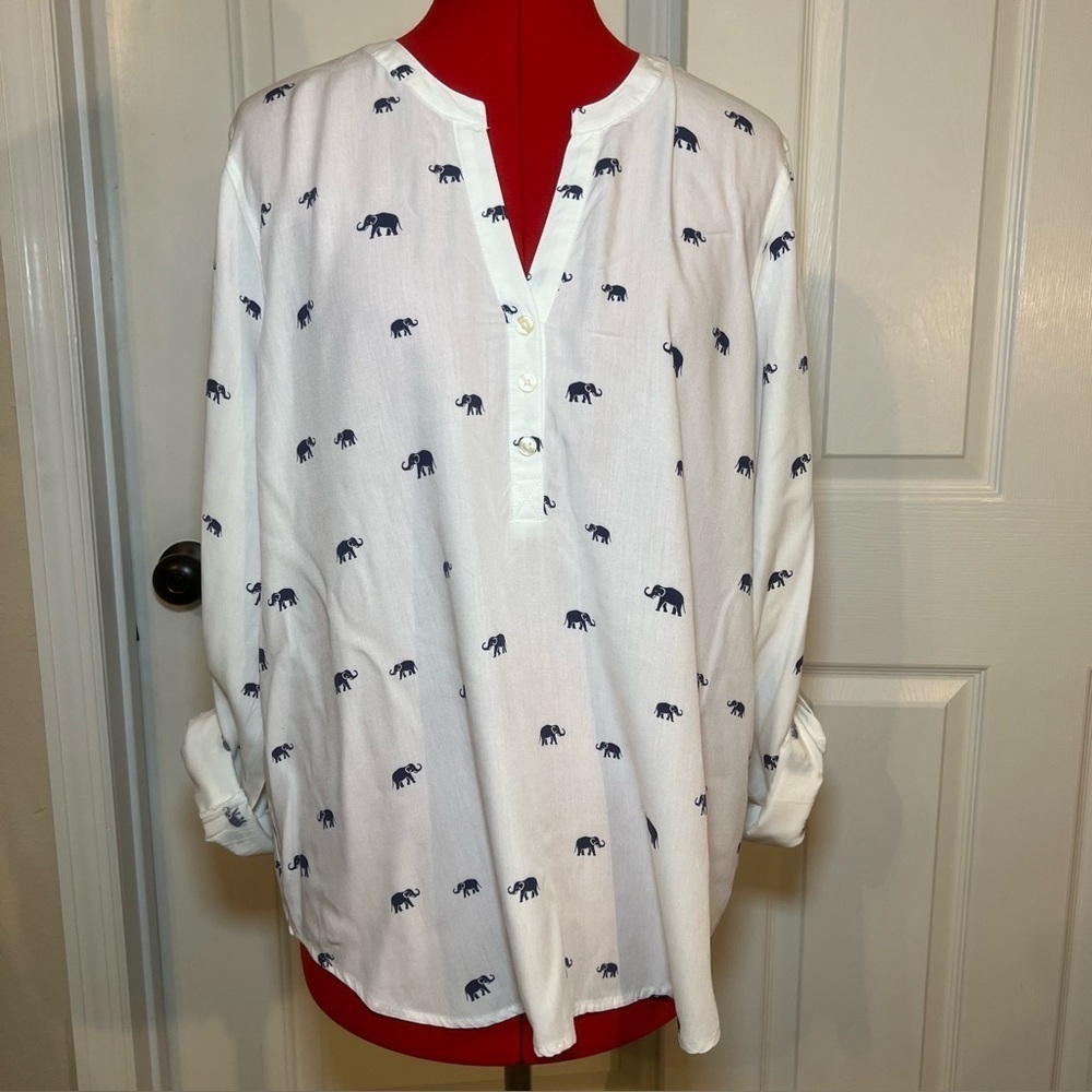 Bass White & Navy Elephant Print Long Tab Roll Sleeves Pull Over Shirt Womens XL